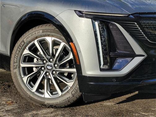 2026 Cadillac LYRIQ Premium Sport