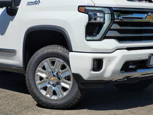 2025 Chevrolet Silverado 2500 High Country