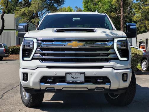 2025 Chevrolet Silverado 2500 High Country