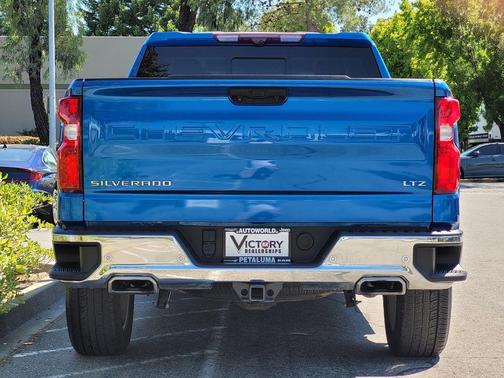 Glacier Blue Metallic 2022 Chevrolet Silverado 1500 LTZ