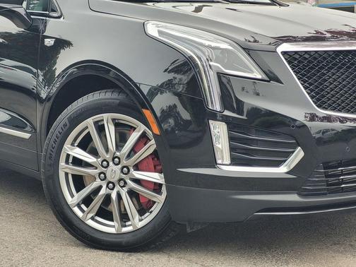 2024 Cadillac XT5 Sport