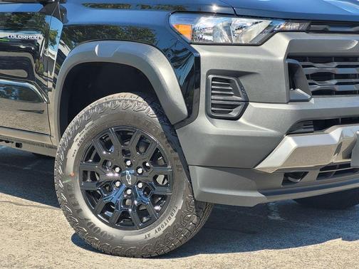 Black 2026 Chevrolet Colorado Trail Boss