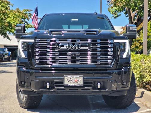 Onyx Black 2025 GMC Sierra 2500 Denali Ultimate