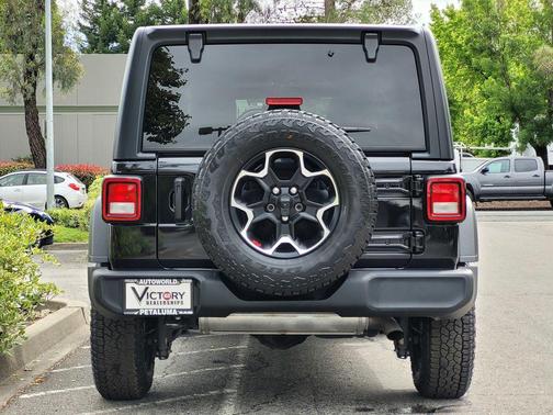 Black Clearcoat 2021 Jeep Wrangler Unlimited Sport