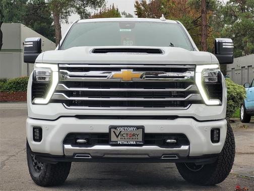 2026 Chevrolet Silverado 3500 High Country