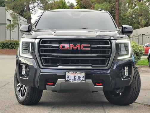 2023 GMC Yukon AT4