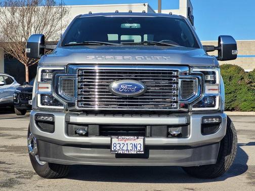 2022 Ford F-350 Platinum