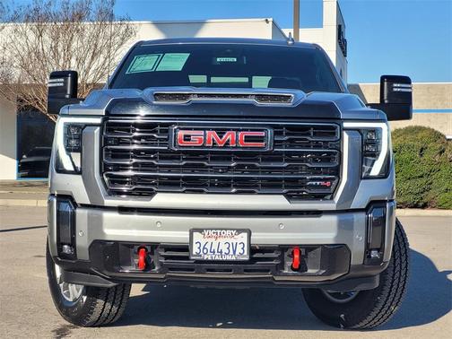2024 GMC Sierra 2500 AT4