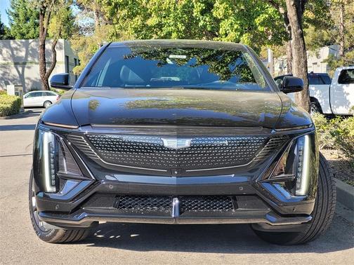 2026 Cadillac LYRIQ V