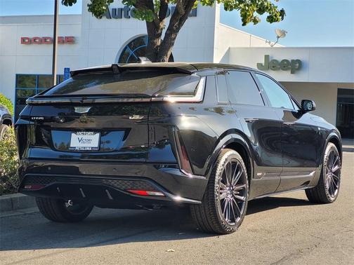 2026 Cadillac LYRIQ V