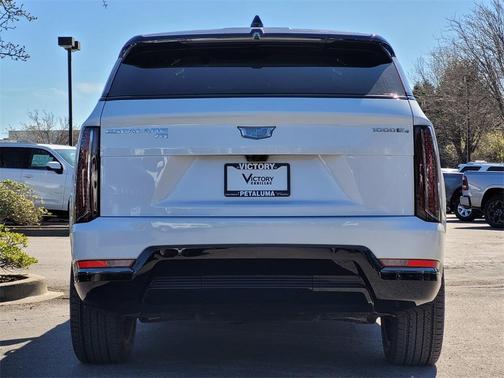 2025 Cadillac Escalade IQ Sport 2