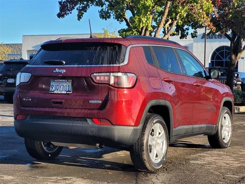 2022 Jeep Compass Latitude