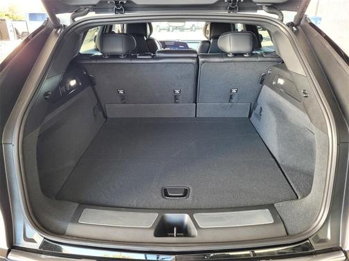 2026 Cadillac LYRIQ Premium Luxury