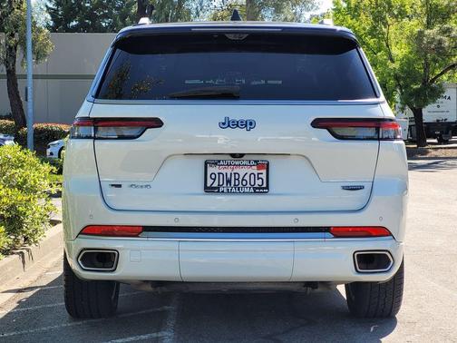 2023 Jeep Grand Cherokee L Summit