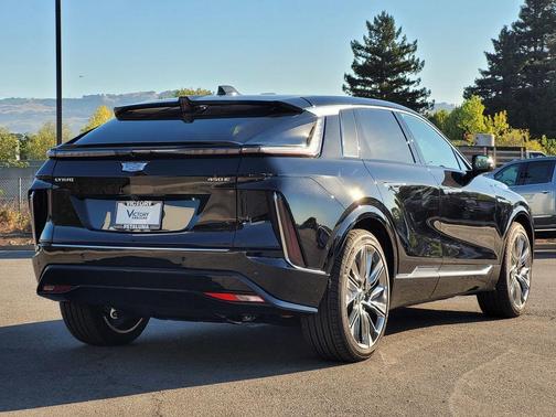 2026 Cadillac LYRIQ Signature Luxury