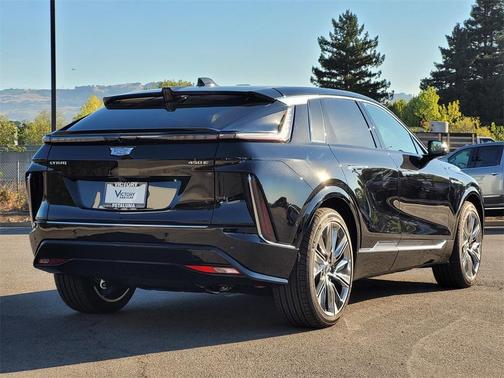 2026 Cadillac LYRIQ Signature Luxury