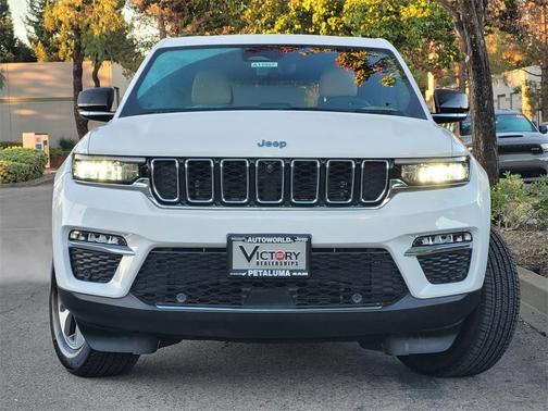 2022 Jeep Grand Cherokee 4xe Base