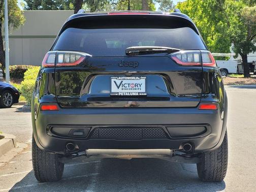 Diamond Black 2022 Jeep Cherokee X