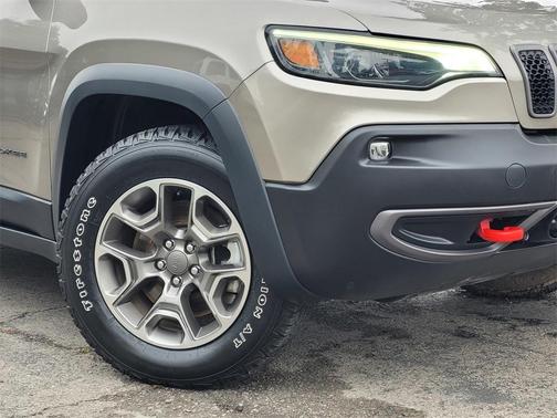 2021 Jeep Cherokee Trailhawk