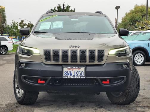 2021 Jeep Cherokee Trailhawk