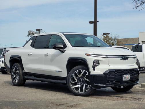 2024 Chevrolet Silverado EV RST