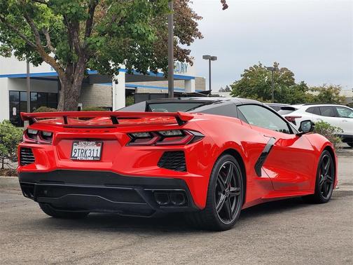 2025 Chevrolet Corvette Stingray w/3LT