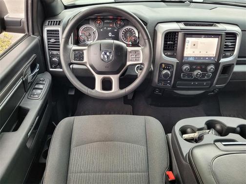 2022 RAM 1500 Classic SLT