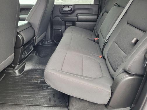 2023 Chevrolet Silverado 2500 Custom