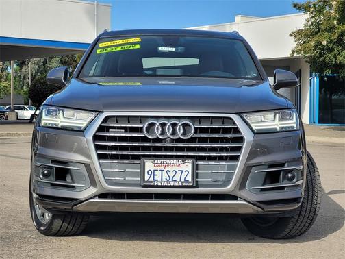 2019 Audi Q7 55 Prestige