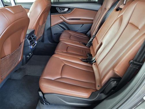 2019 Audi Q7 55 Prestige