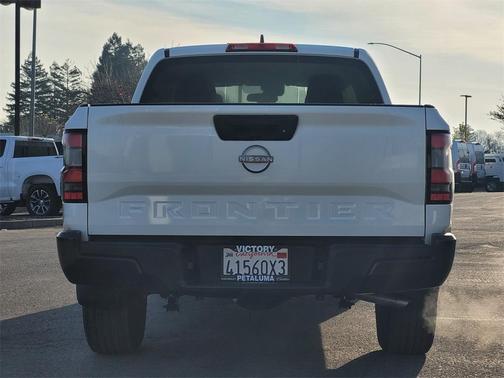 2024 Nissan Frontier S