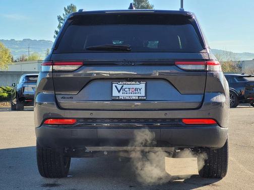 2023 Jeep Grand Cherokee Altitude