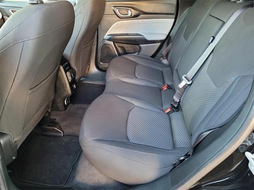 2024 Jeep Compass Sport