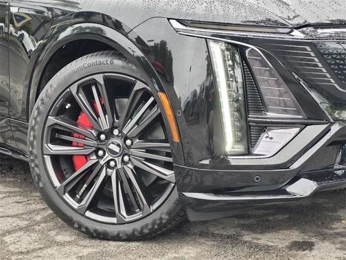 2026 Cadillac LYRIQ V Premium