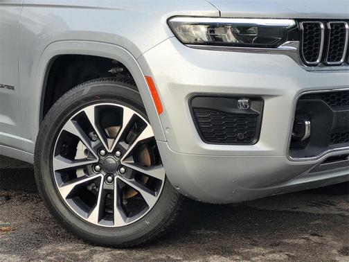 2022 Jeep Grand Cherokee Overland