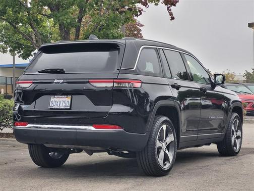 2022 Jeep Grand Cherokee 4xe Base