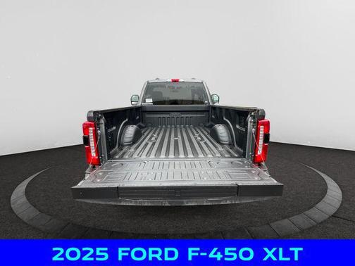 2025 Ford F-450 XLT