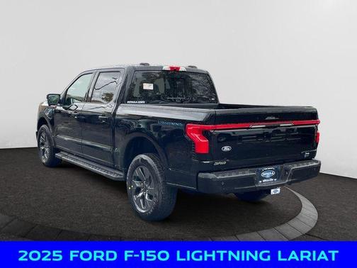 2025 Ford F-150 Lightning LARIAT
