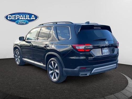 2023 Honda Pilot Touring