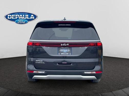 2023 Kia Carnival LX