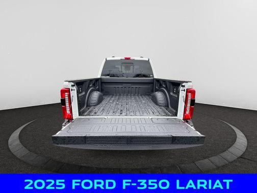 2025 Ford F-350 Lariat Super Duty