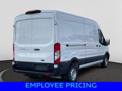 2025 Ford Transit-250 148 WB Medium Roof Cargo