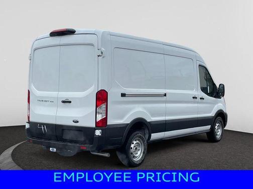 2025 Ford Transit-250 148 WB Medium Roof Cargo