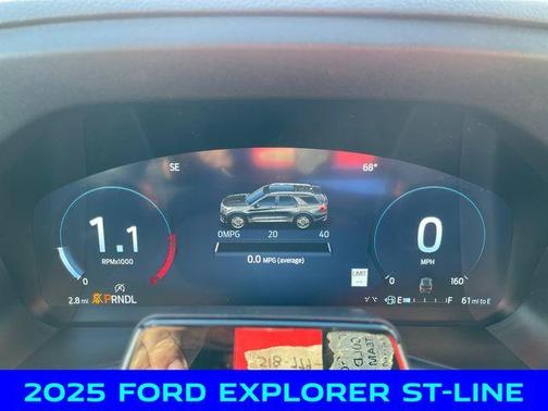 2025 Ford Explorer ST-Line