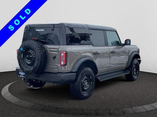 Gray 2026 Ford Bronco Outer Banks