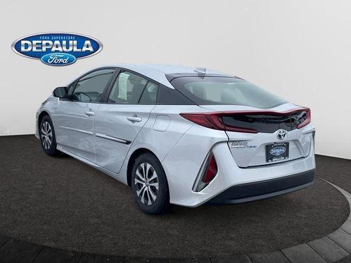 2022 Toyota Prius Prime LE