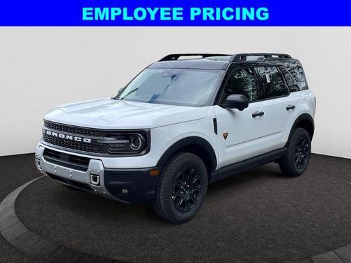 Oxford White 2026 Ford Bronco Sport Badlands