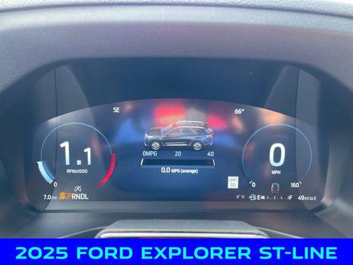 2025 Ford Explorer ST-Line