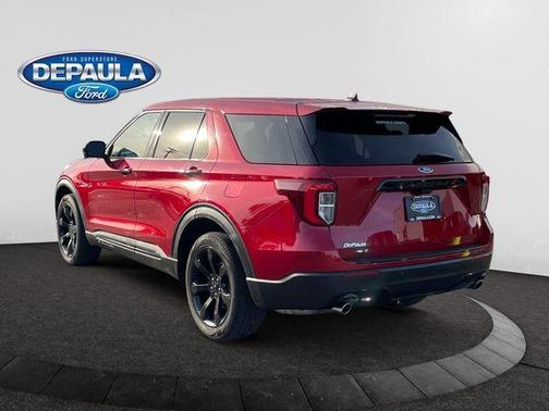 2022 Ford Explorer ST-Line