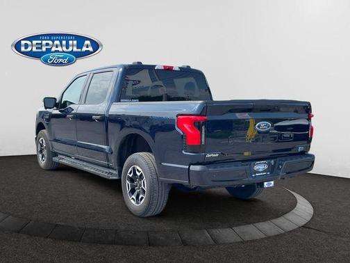 2023 Ford F-150 Lightning XLT